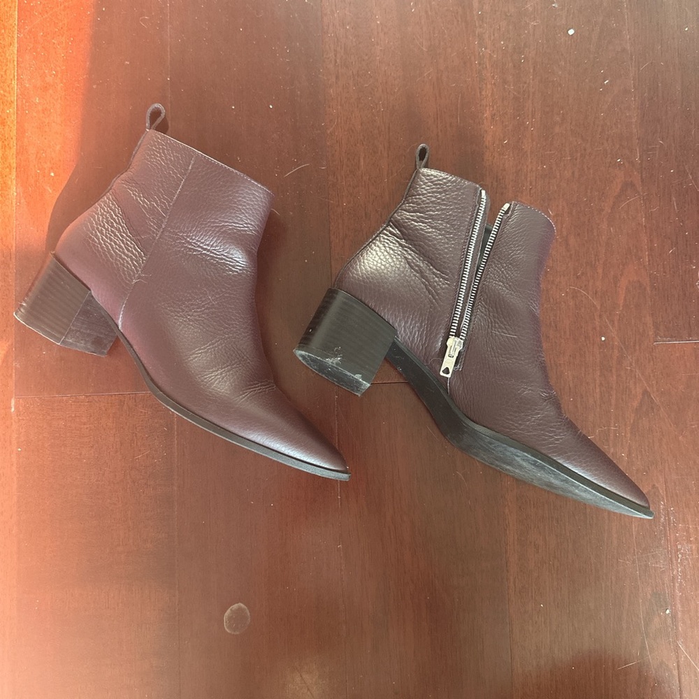 Everlane Boss Boot in Burgundy — 8.5 - Picture 2 of 4